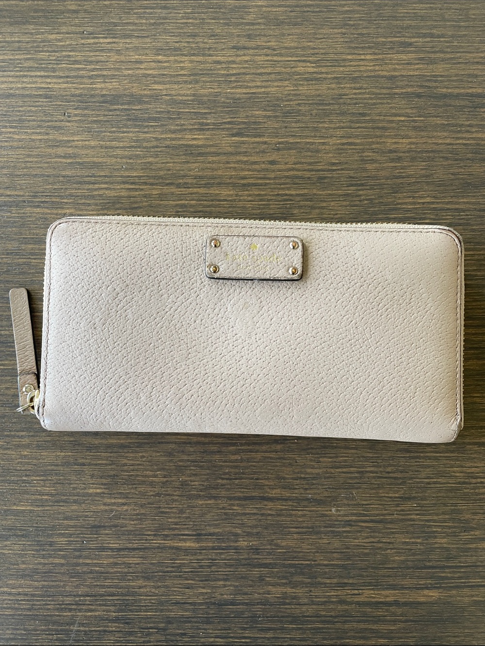KATE SPADE GROVE STREET NEDA ZIP AROUND WALLET - Almondine (Beige) Gold Hardware